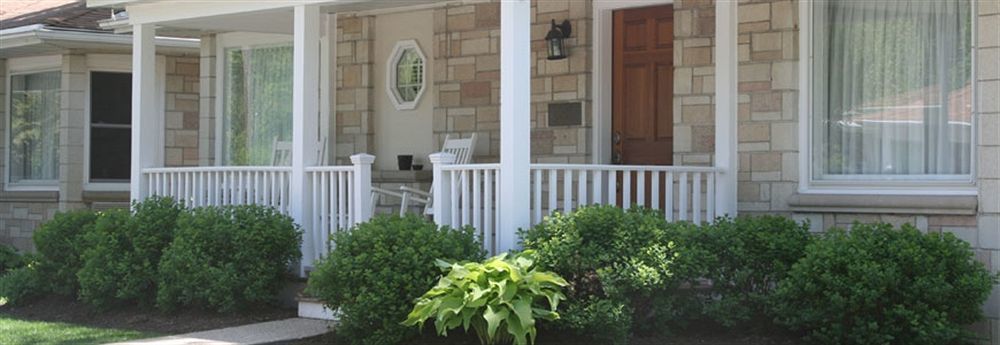 Seven Oaks Bed & Breakfast 日内瓦湖城 外观 照片